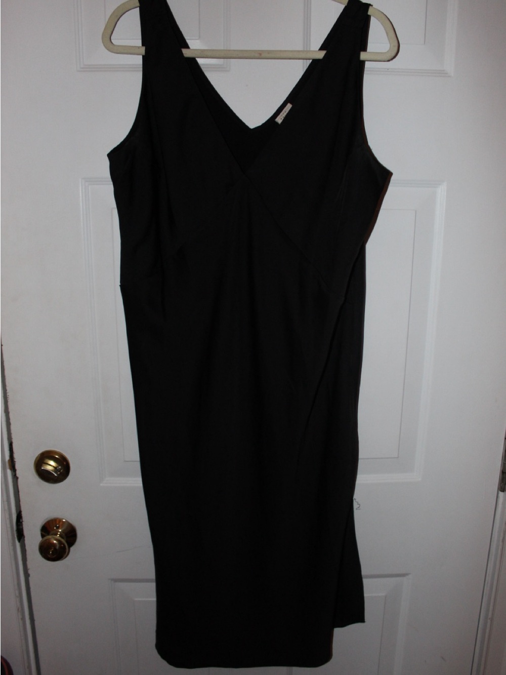 a new day Black Sleeveless V-Neck Midi Dress